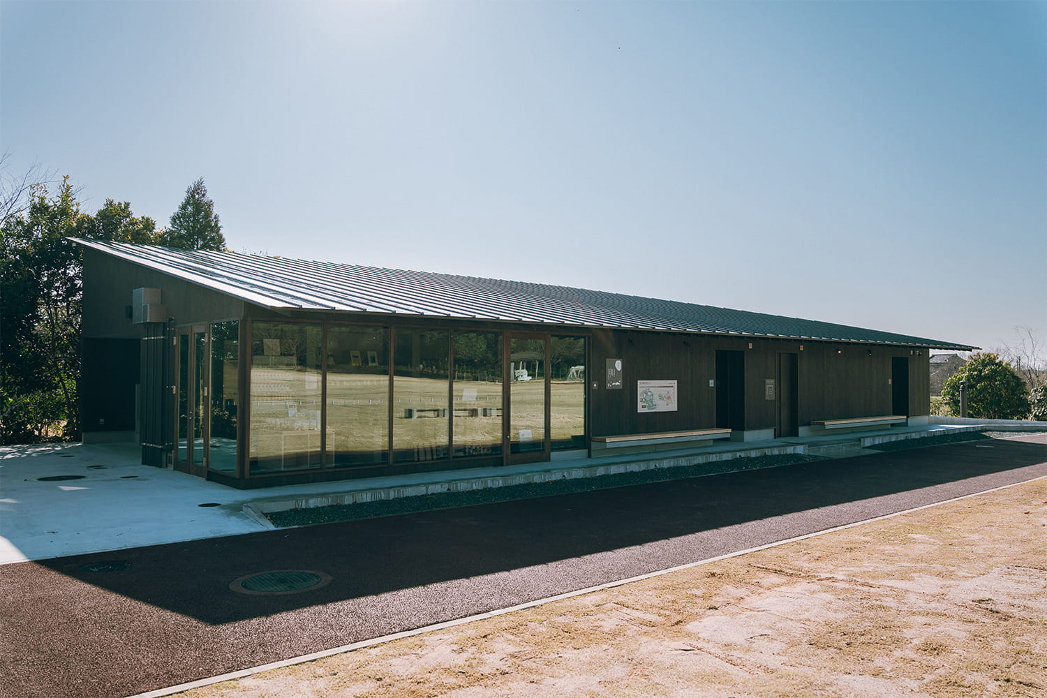 ショップ・管理棟(北口キャンプフィールド)