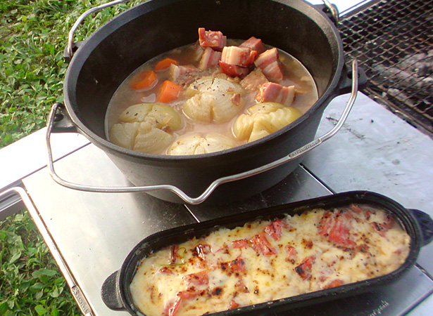 厚切りベーコンとまるごと玉ねぎのほっこりスープ＆秋ナスとトマトのチーズ焼き