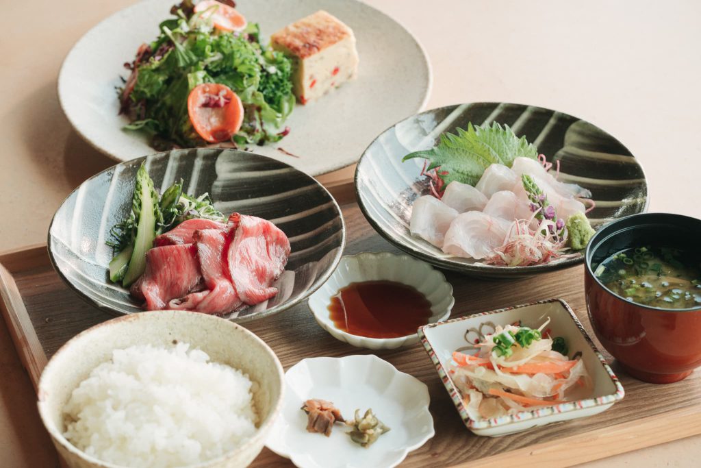 数量限定】雪峰祭「特別ランチメニュー」のご案内 | Snow Peak FIELD