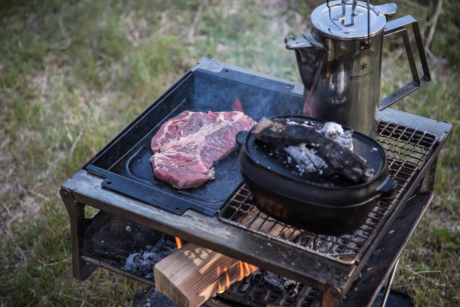 Takibi & Grill system | おうちでスノーピーク。 | スノーピーク ...