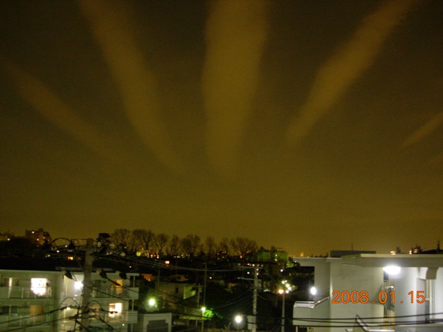 写真 地震 雲